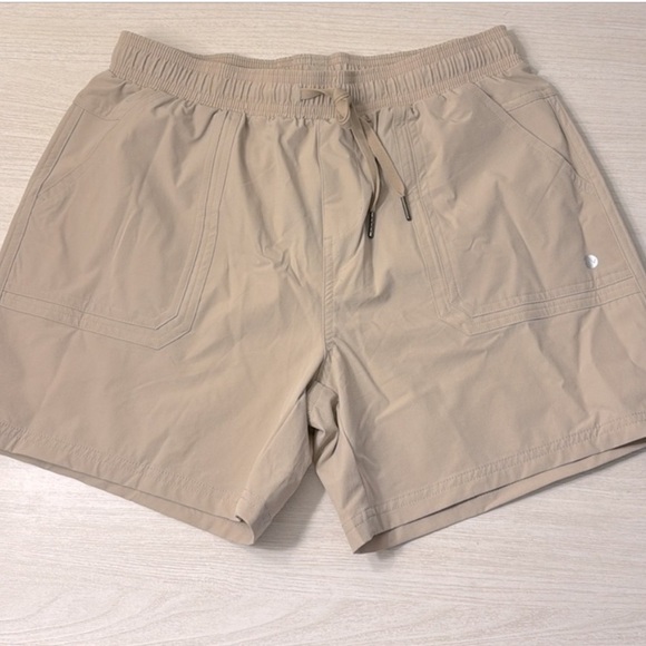 Tan Athletic Shorts with Elastic Waistband and Lightweight Fabric - Picture 4 of 10